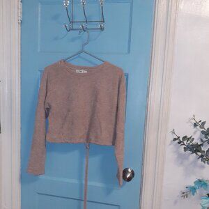 CREAM FRONT DRAG STRING CROP TOP SWEATER- L